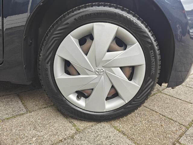 Toyota AYGO 1.0 VVT-i x-play