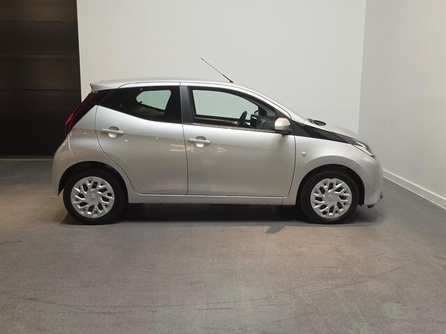Toyota AYGO 1.0 VVT-i x-play - Apple Carplay/Android Auto - Cruise