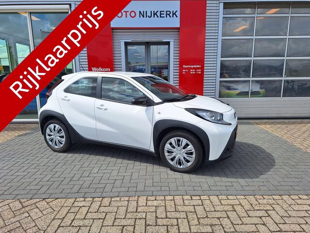 Toyota AYGO X 1.0 VVT-i MT Play