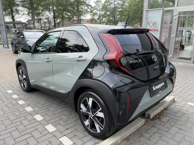Toyota AYGO X Hybrid 115 Pulse + Easy Pack 445 euro voordeel Apple/Android, Draadloze telefoonlader, Parkeersensoren