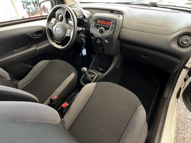 Toyota AYGO 1.0 VVT-i x-fun | AIRCO | NAP | CRUISE/LIM. |
