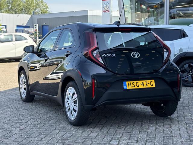 Toyota AYGO X 1.0 VVT-i MT Play