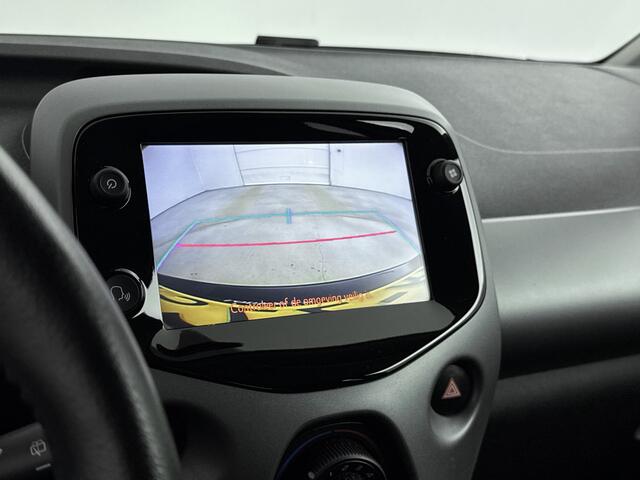 Toyota AYGO 1.0 VVT-i x-play | Airco | Apple Carplay/Android Auto | Parkeercamera | Onderweg-naar-dealer