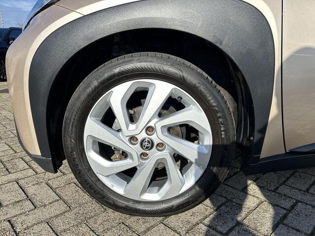 Toyota AYGO X 1.0 S-CVT First | Rijklaar | Automaat | Stoelverwarming |