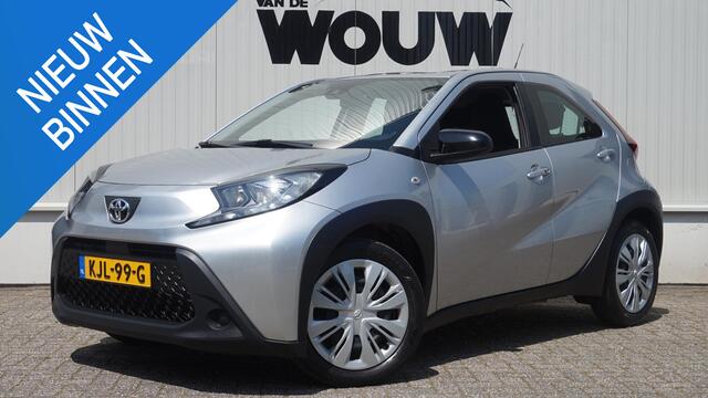 Toyota AYGO X 1.0 VVT-i MT Play Apple Carplay/Android Auto | Achteruitrijcamera | Climate Control | Adapt Cruise Control