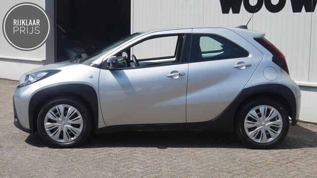 Toyota AYGO X 1.0 VVT-i MT Play Apple Carplay/Android Auto | Achteruitrijcamera | Climate Control | Adapt Cruise Control