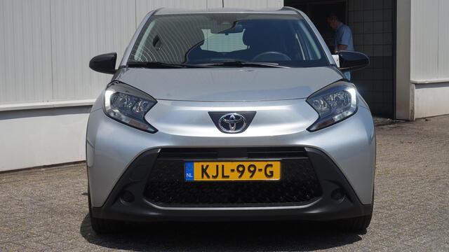 Toyota AYGO X 1.0 VVT-i MT Play Apple Carplay/Android Auto | Achteruitrijcamera | Climate Control | Adapt Cruise Control