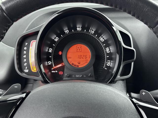 Toyota AYGO 1.0 VVT-i x-play | Navigatie | Apple Carplay - Android Auto | Parkeercamera | Onderweg-naar-dealer