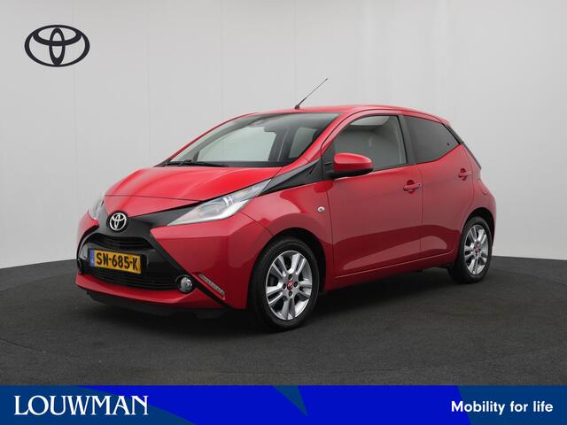 Toyota AYGO 1.0 VVT-i x | Dealer Onderhouden | Achteruitrijcamera | Licht Metaal | Onderweg-naar-dealer