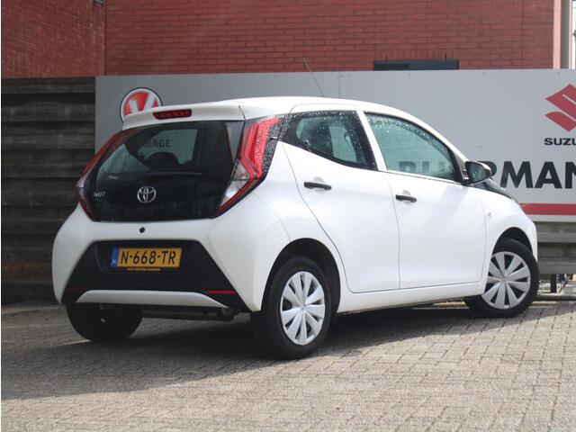Toyota AYGO 1.0 VVT-i x-fun Airco, Elektrische Ramen, Bluetooth, Centrale Vergrendeling, DAB Radio