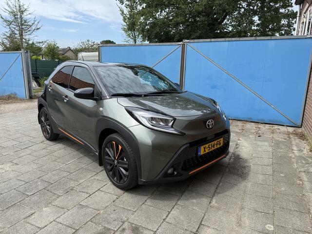 Toyota AYGO X 1.0 VVT-i S-CVT Limited Keyless entry- en starten, Draadloos telefoonopladen