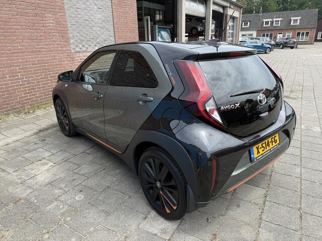 Toyota AYGO X 1.0 VVT-i S-CVT Limited Keyless entry- en starten, Draadloos telefoonopladen