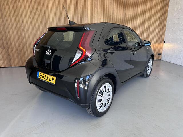 Toyota AYGO X 1.0 VVT-i MT Play Camera | Cruise control | Carplay
