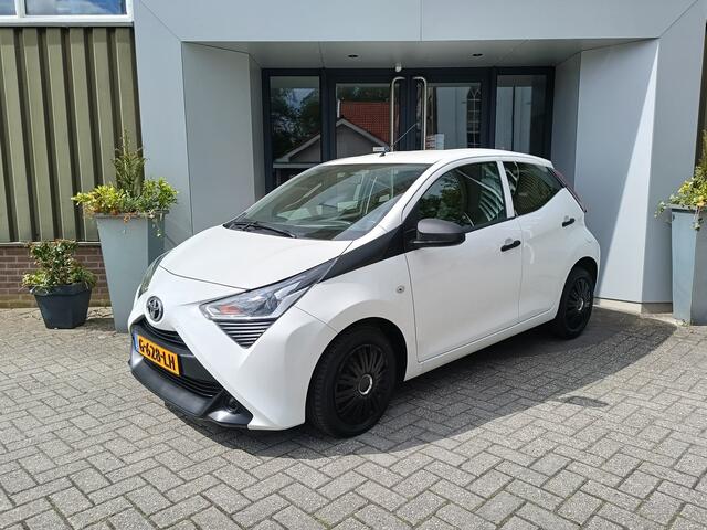 Toyota AYGO 1.0 VVT-i x-fun | Airco | Centrale deurvergrendeling | BTW | NAP |