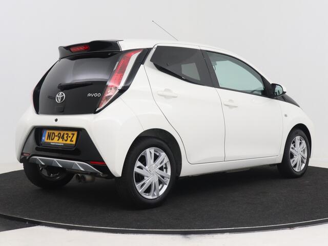 Toyota AYGO 1.0 VVT-i x-sport | Dealer Onderhouden | Airco | Achteruitrijcamera | Bluetooth