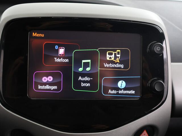 Toyota AYGO 1.0 VVT-i x-sport | Dealer Onderhouden | Airco | Achteruitrijcamera | Bluetooth