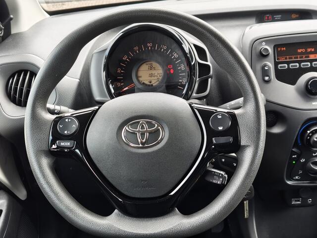 Toyota AYGO 1.0 VVT-i x-fun | Airco | Bluetooth | El. Ramen | Lage Km Stand