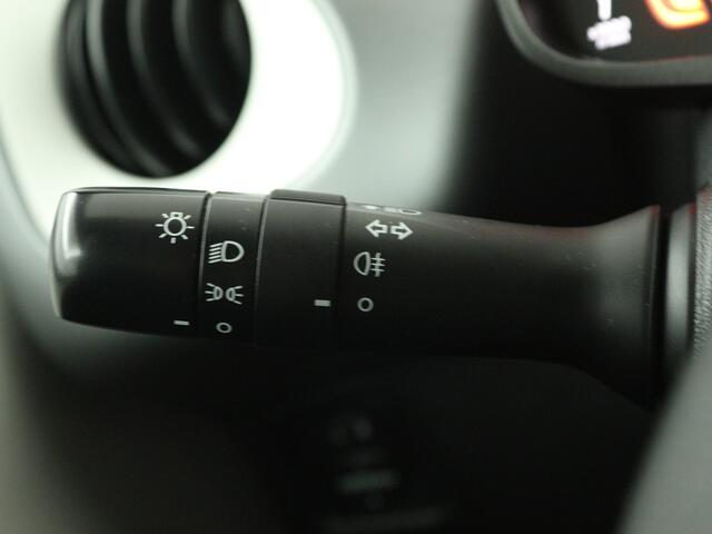 Toyota AYGO 1.0 VVT-i x-play | Apple CarPlay / Android Auto (Navigatie) | Airco | Camera |