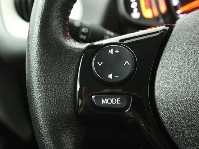 Toyota AYGO 1.0 VVT-i x-play | Apple CarPlay / Android Auto (Navigatie) | Airco | Camera |