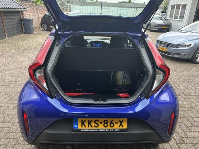 Toyota AYGO X 1.0 VVT-i MT Clima / Carplay
