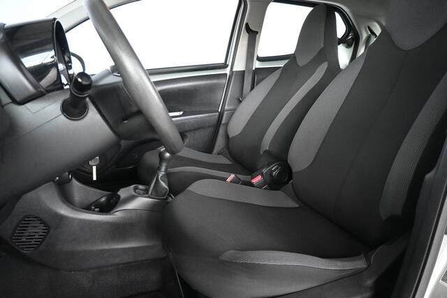 Toyota AYGO 1.0 VVT-i X-Fun Airco LED Elektrisch Pakket! Rijklaarprijs! Inruil Mogelijk!
