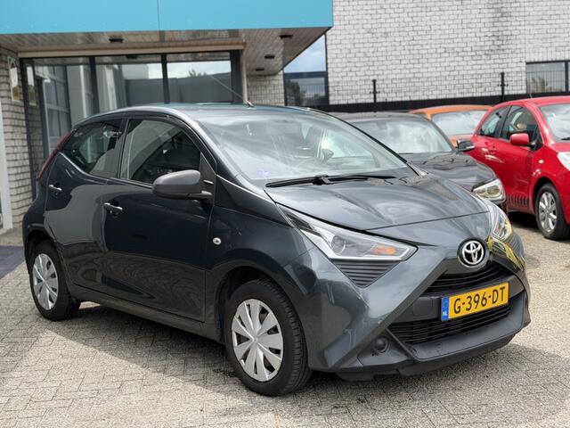 Toyota AYGO 1.0 VVT-i x-fun