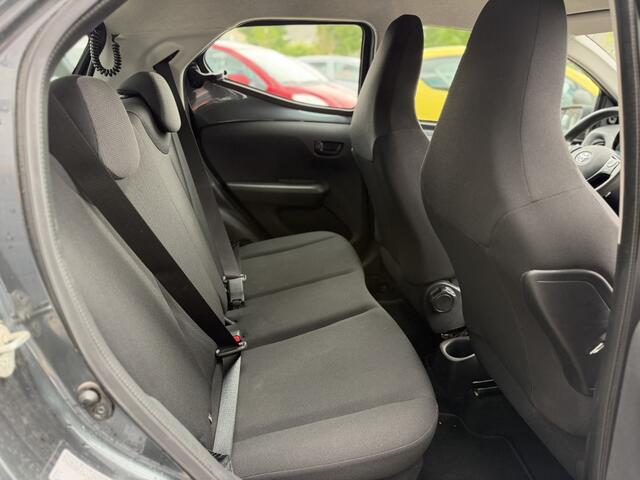 Toyota AYGO 1.0 VVT-i x-fun