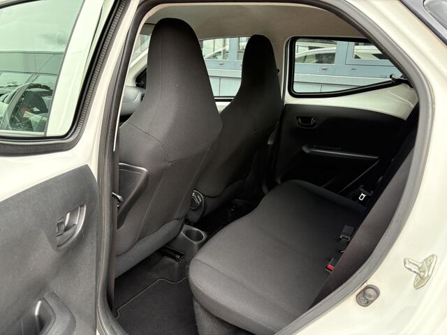 Toyota AYGO 1.0 VVT-i X-Fun 5-drs. AIRCO/MEDIA/LIMITER