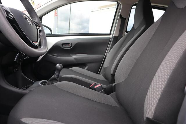 Toyota AYGO 1.0 VVT-I X-FUN AIRCO|1E EIGENARESSE|5 DEURS|20.000 KM