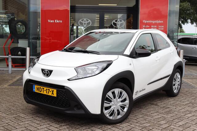 Toyota AYGO X 1.0 VVT-i MT Play, Armsteun