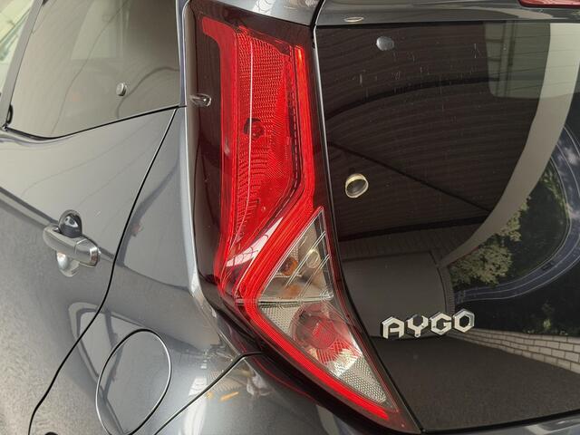 Toyota AYGO 1.0 VVT-i x-joy