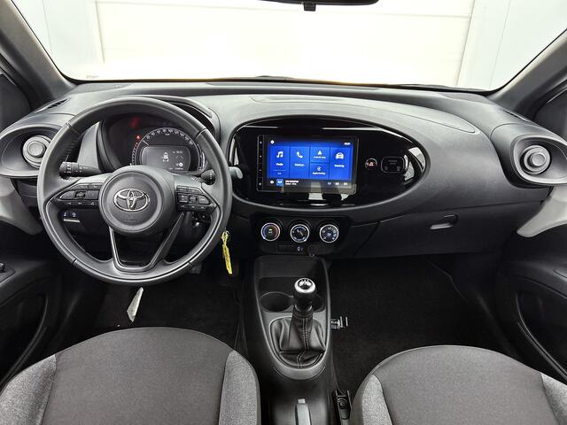 Toyota AYGO X 1.0 VVT-i MT Play | BTW voertuig | Apple CarPlay/Android auto | Cruise Control Adaptive | Airco | achteruitrijcamera |
