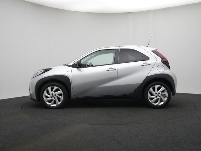 Toyota AYGO X 1.0 VVT-i MT first | NL Auto | Dealer Onderhouden | Onderweg-naar-dealer