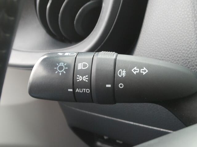 Toyota AYGO X 1.0 VVT-i MT Play, Carplay + Android Auto / Adaptive Cruise / Camera / Airco