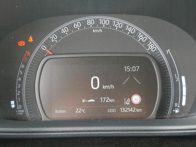 Toyota AYGO X 1.0 VVT-i MT Play, Carplay + Android Auto / Adaptive Cruise / Camera / Airco