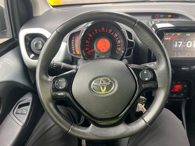 Toyota AYGO 1.0 VVT-i x-Joy! Camera! Lm! Half Leder! VERWACHT!
