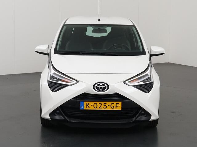 Toyota AYGO 1.0 VVT-i x-play | Airco | Apple Carplay/Android Auto | Parkeercamera | Bluetooth |