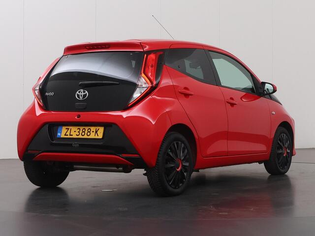 Toyota AYGO 1.0 VVT-i x-play | LED | Navigatie | Automaat | Camera | DAB | Apple CarPlay/Android Auto | Airconditioning | Bluetooth |