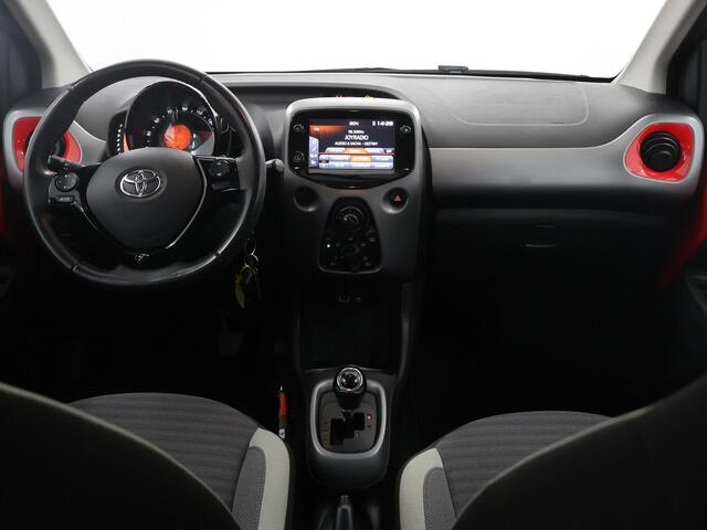 Toyota AYGO 1.0 VVT-i x-play | LED | Navigatie | Automaat | Camera | DAB | Apple CarPlay/Android Auto | Airconditioning | Bluetooth |