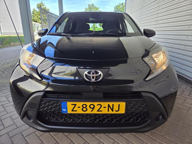 Toyota AYGO X 1.0 VVT-i MT Play