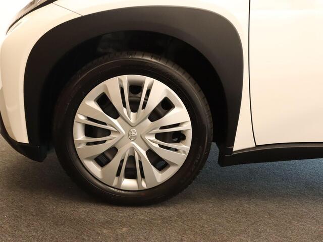 Toyota AYGO X 1.0 VVT-i MT Play - ORIGINEEL NEDERLANDSE AUTO - AFKOMSTIG VAN 1E EIGENAAR - ADAPTIEVE CRUISE CONTROL - CAMERA - AIRCO - APPLE CARPLAY/ ANDROID AUTO - ELEKTRISCHE RAMEN VOOR