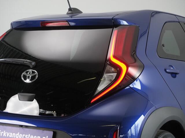 Toyota AYGO X 1.0 VVT-i MT Pulse | LED Koplampen | Stoelverwarming | Climate Control | Apple CarPlay/ Android Auto | Achteruitrijcamera | Grootlichtassistent | Adaptieve Cruise Control