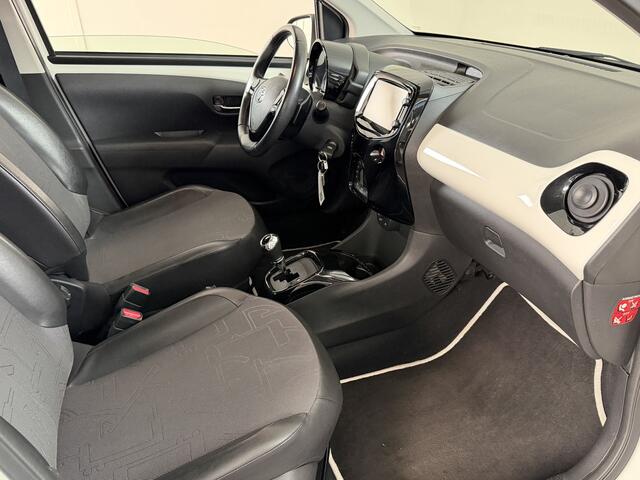 Toyota AYGO 1.0 VVT-i x-joy Automaat Climate Contr./ Camera / Carplay / LM Velgen / IHV Stoel/ 29-12-2017