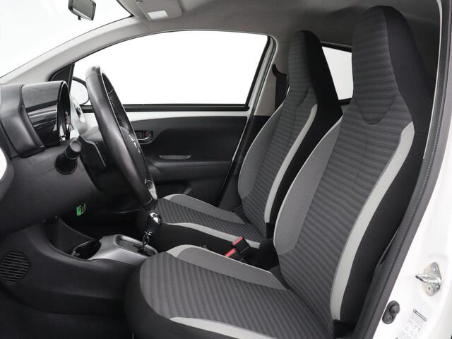 Toyota AYGO 1.0 VVT-i x-joy | Trekhaak | Camera | DAB | Automaat | Carplay | Climate control | Cruise control | LED