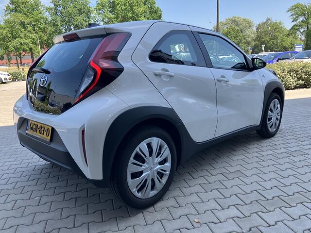 Toyota AYGO X 1.0 VVT-i Play | Apple Car-Play | Camera (16616km)