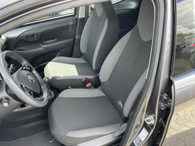 Toyota AYGO 1.0 VVT-i x-fun Parkeersensoren achter