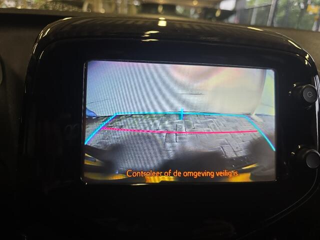 Toyota AYGO 1.0 VVT-i x-Joy! 1e Eig! Camera! Clima! Half Leder! VERWACHT!!