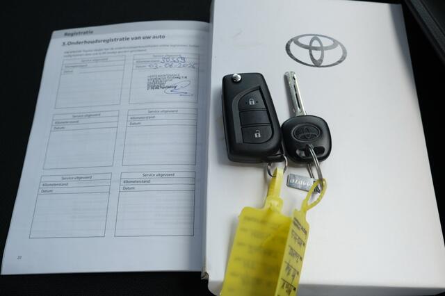 Toyota AYGO X 1.0 VVT-i 72PK MT Play | Achteruitrijcamera | Buitenspiegels ele