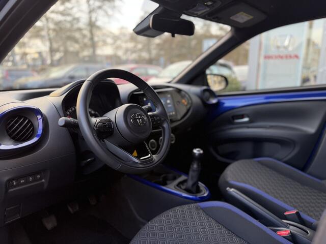 Toyota AYGO X 1.0 VVT-i MT Pulse | GEEN AFLEVERKOSTEN | Apple/Android, Cruise control, 17inch velgen, Voorstoelen verwarmd
