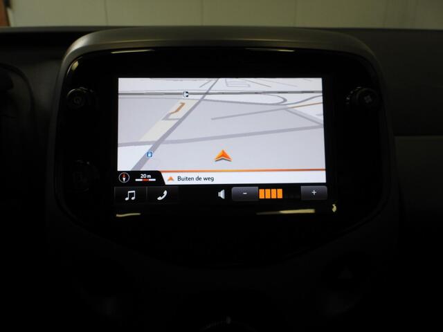 Toyota AYGO 1.0 VVT-i X-Play Limited NAVI/CAMERA/AIRCO/BLUETOOTH!